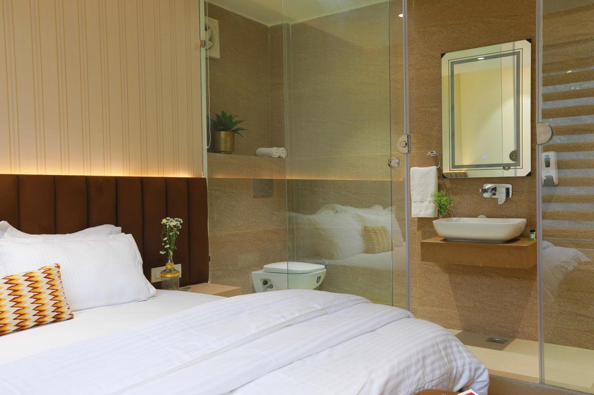 Hotel 16 Delhi  Bagian luar foto