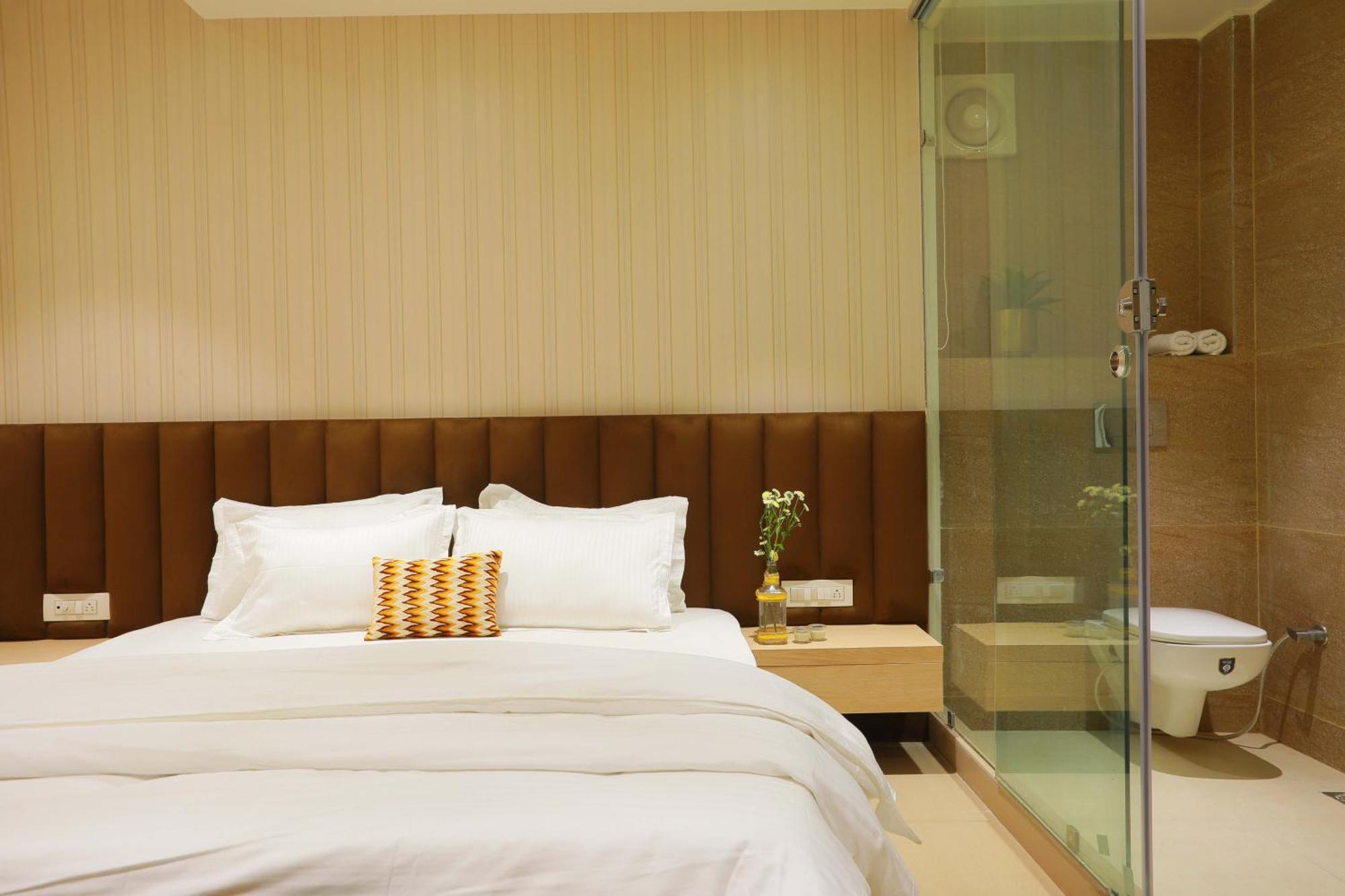 Hotel 16 Delhi  Bagian luar foto